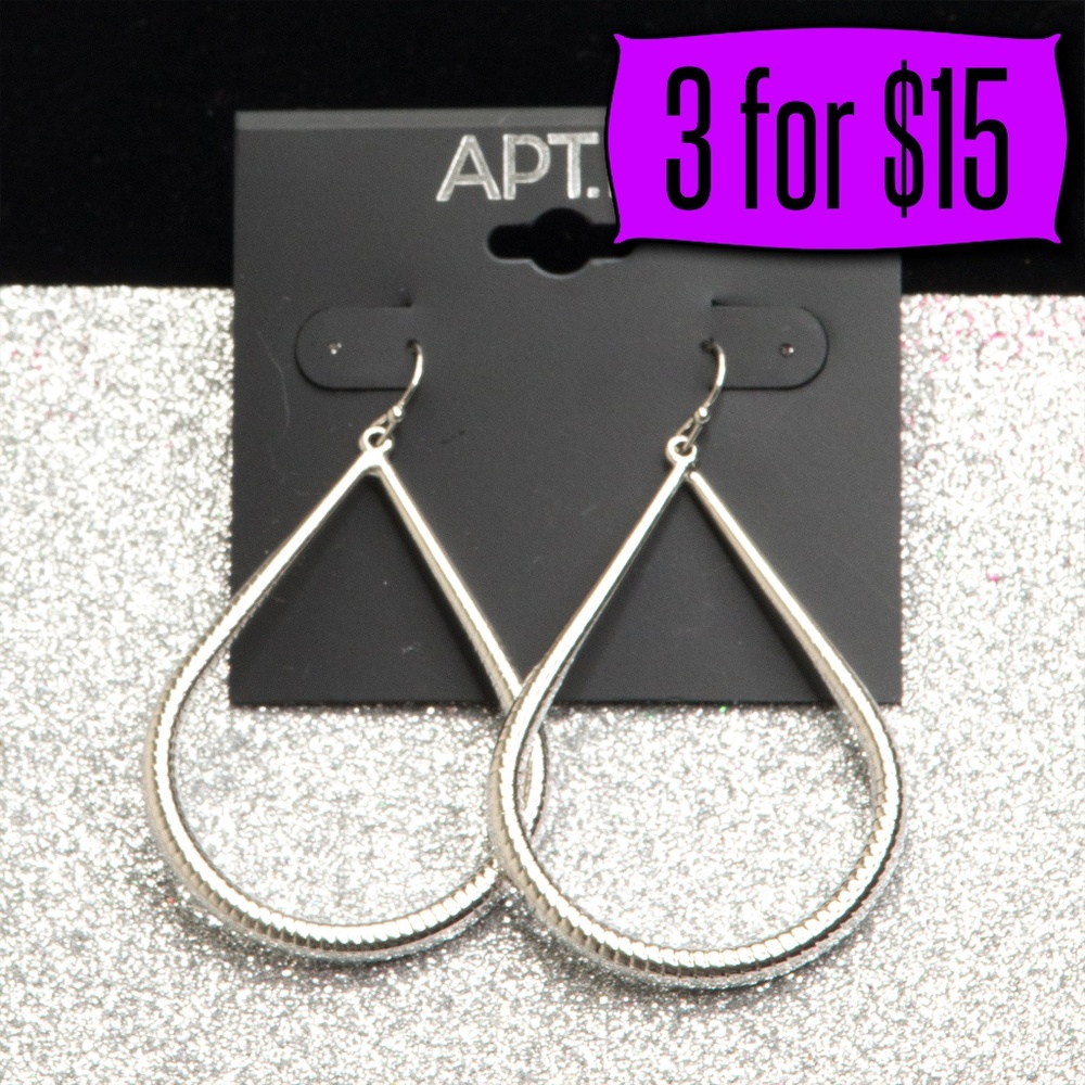💎💰 Apt 9 Silver Teardrop Earrings